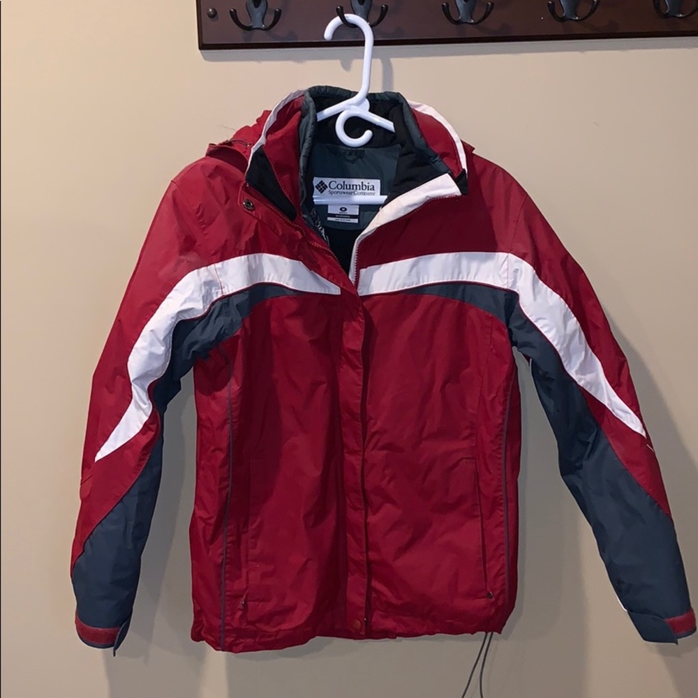 Gently used Women’s Medium Columbia winter jacket